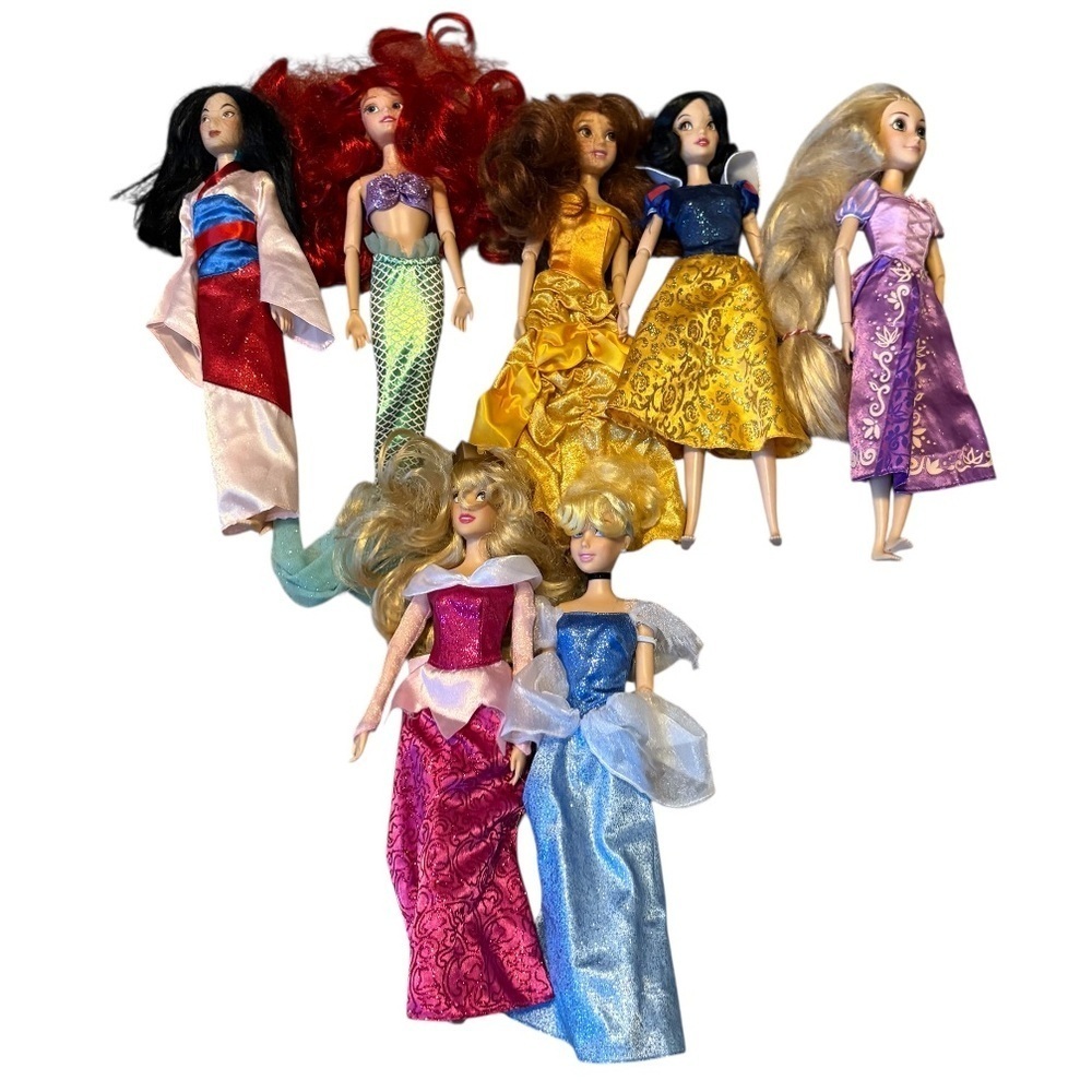 Disney Store Classic Articulated Princess Doll Collection Bundle Rapunzel Belle